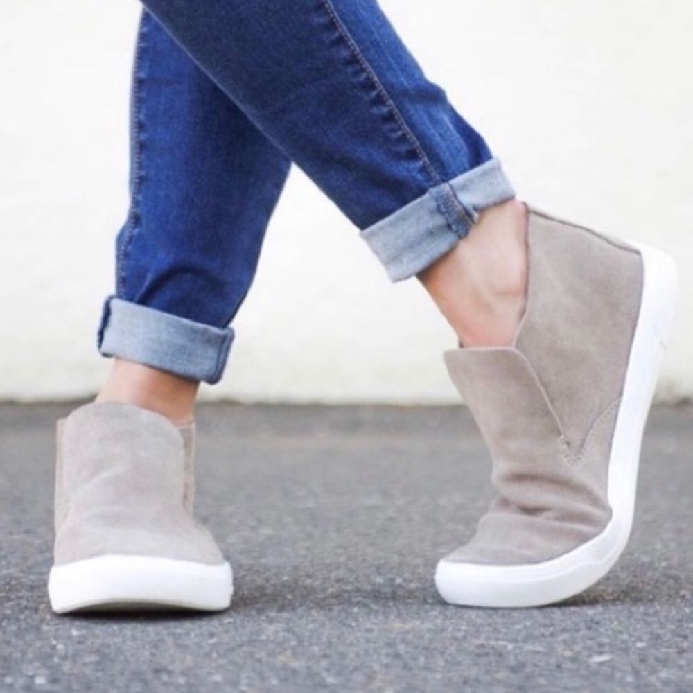 DOLCE VITA SUEDE Sneakers
